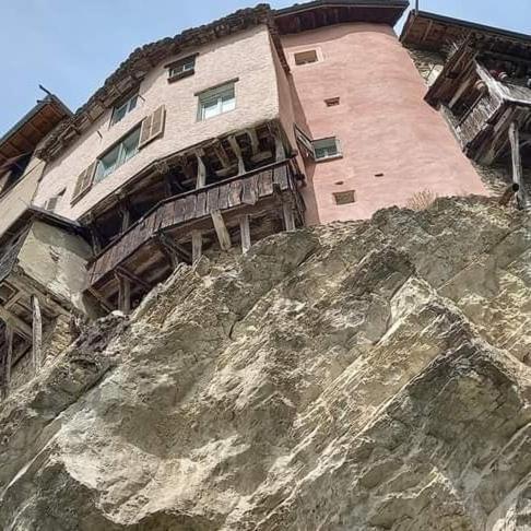 Au Bonheur Suspendu Apartment Понт-ен-Роаян Екстериор снимка